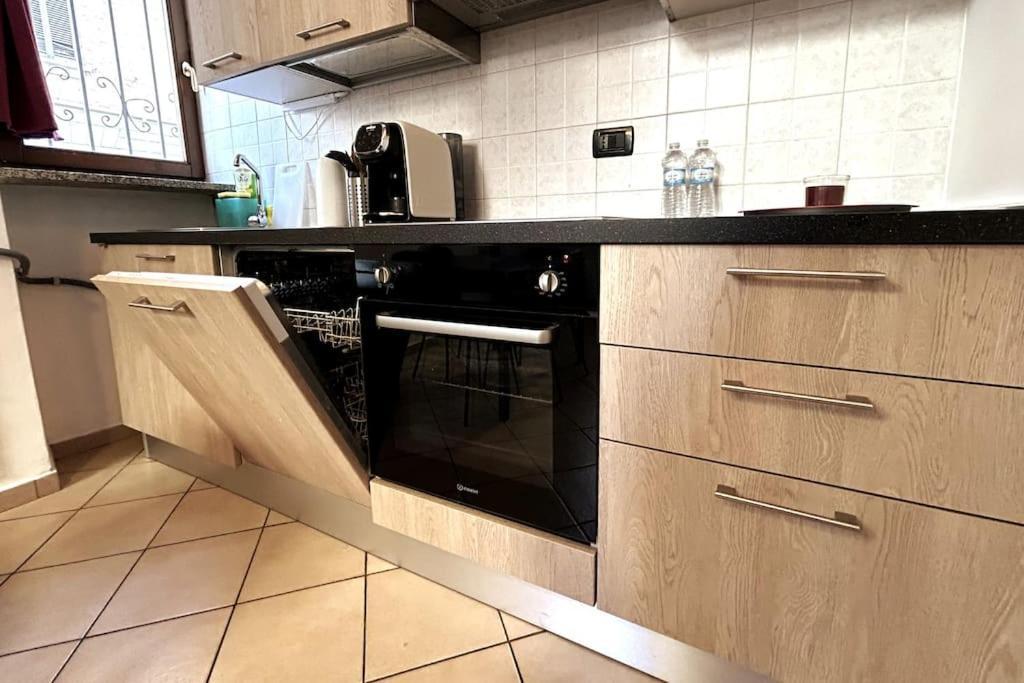Appartamento Grazioso Loft A 5 Minuti Dal Centro Di Torino Esterno foto